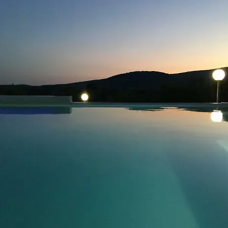 Stone Tower Retreat, Oasis Of Peace Διαμέρισμα Aristomenis