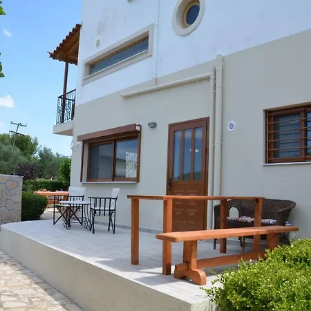 Διαμέρισμα Stone Tower Retreat, Oasis Of Peace