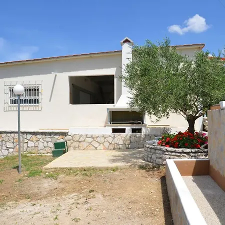 Διαμέρισμα Stone Tower Retreat, Oasis Of Peace Aristomenis