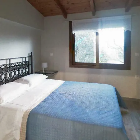 Stone Tower Retreat, Oasis Of Peace Aristomenis